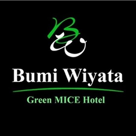 Bumi Wiyata Hotel ديبوك المظهر الخارجي الصورة