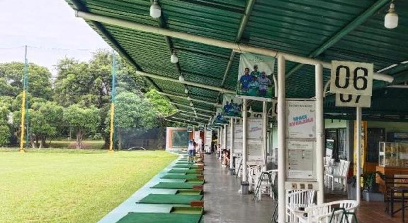Bumi Wiyata Hotel ديبوك المظهر الخارجي الصورة