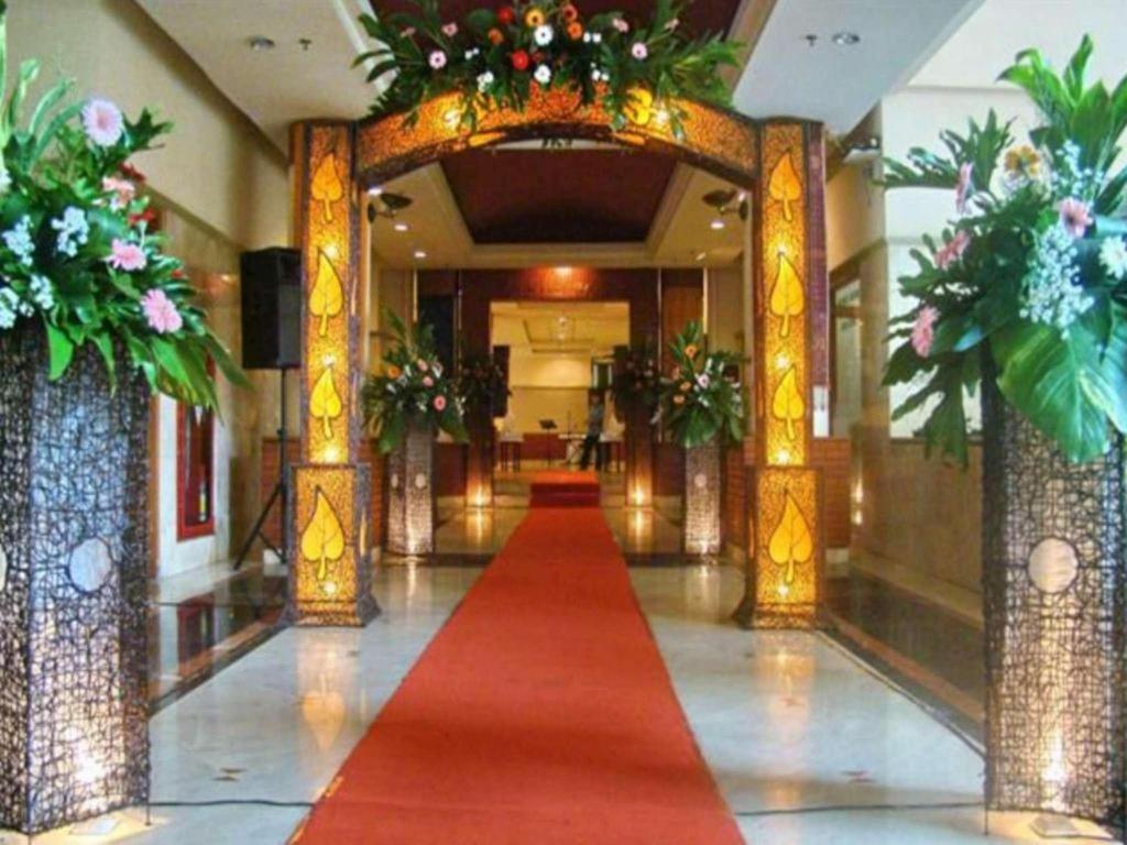 Bumi Wiyata Hotel ديبوك المظهر الخارجي الصورة
