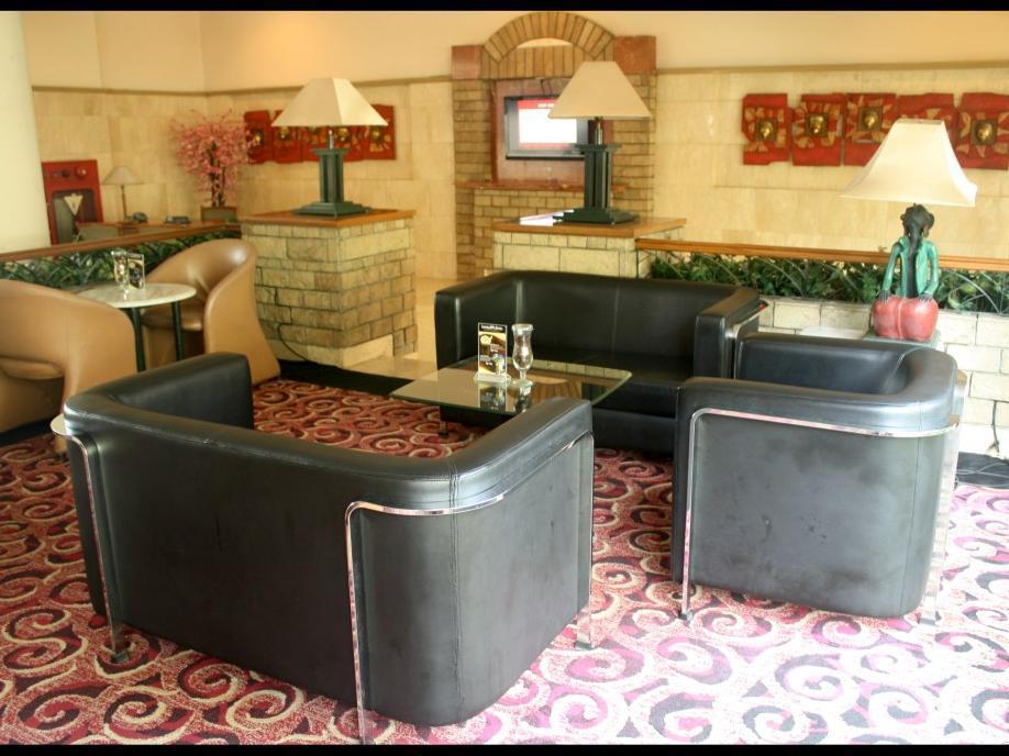 Bumi Wiyata Hotel ديبوك المظهر الخارجي الصورة