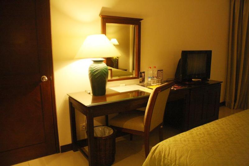 Bumi Wiyata Hotel ديبوك المظهر الخارجي الصورة